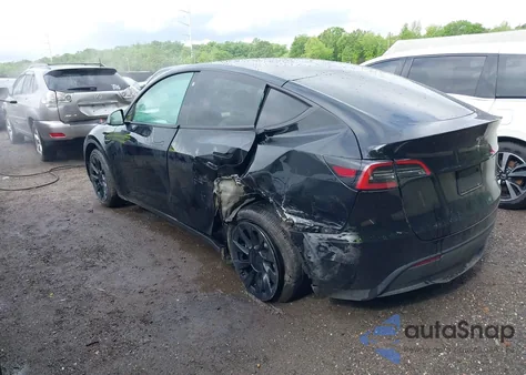2022 Tesla Model Y Long Range Dual Motor All-Wheel Drive из США, поврежденный, VIN 7SAYGAEE9NF464960